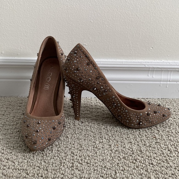 Aldo nude studded heals - Picture 2 of 5